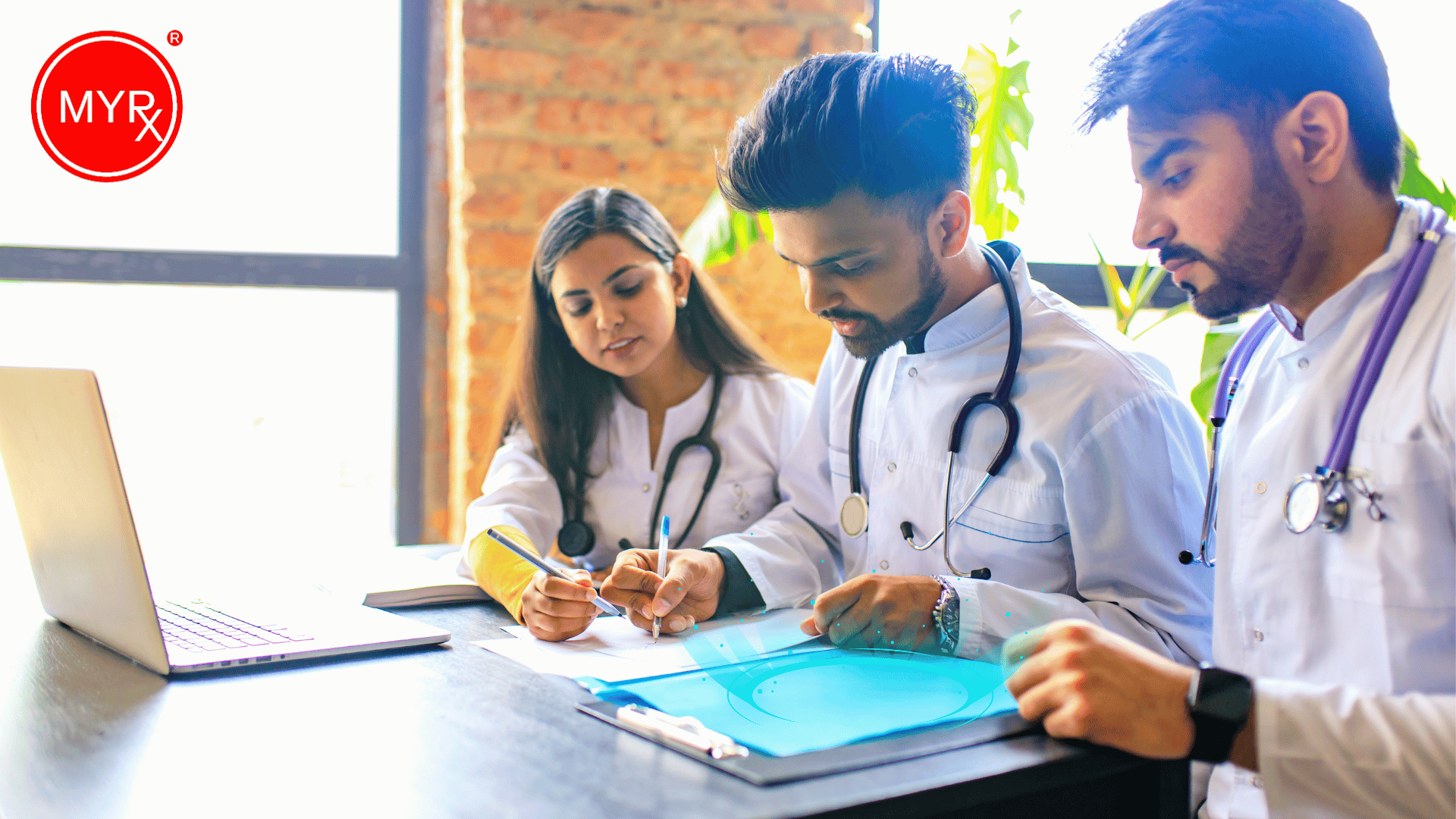 empowering-doctors-the-role-of-digital-transformation-in-enhancing-medical-education